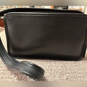 Coach East/West 9164 Compartment handbag